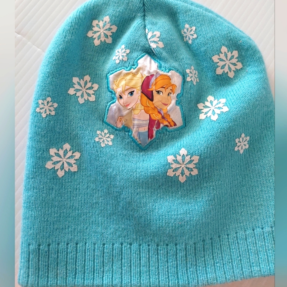 FROZEN ELSA AND ANNA Blue Beanie with Snowflake and Character Design